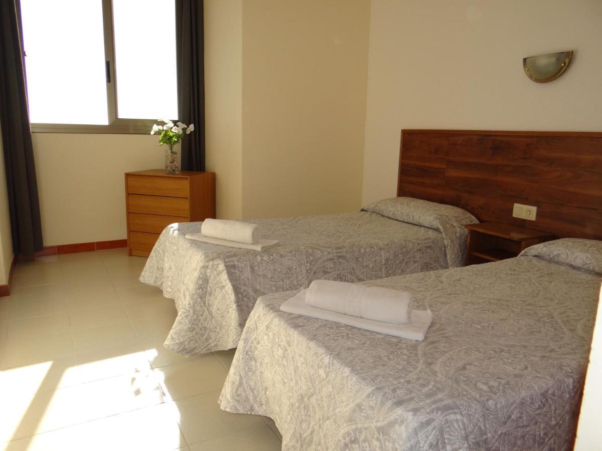 Apartamentos Elvira Бланес Экстерьер фото
