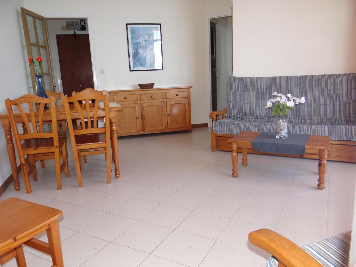 Apartamentos Elvira Бланес Экстерьер фото