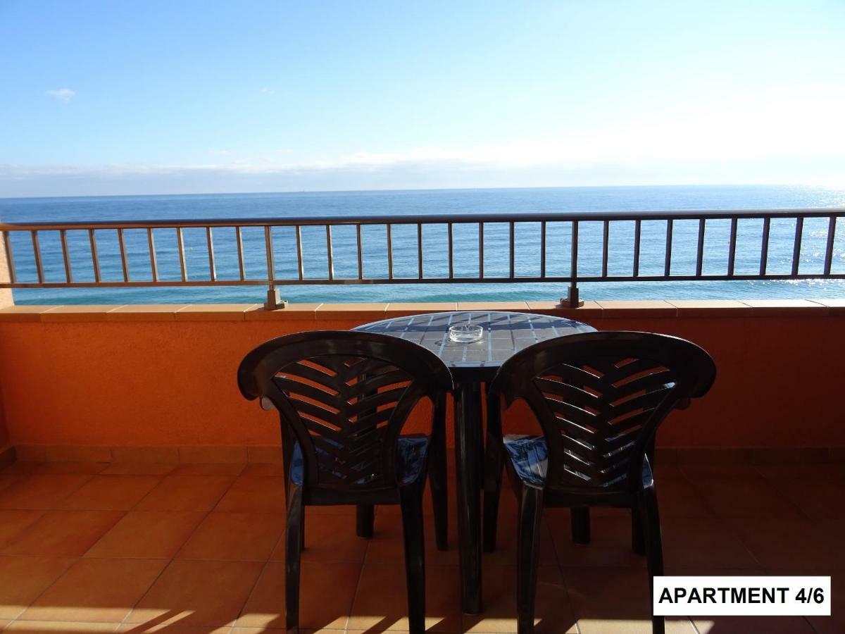 Apartamentos Elvira Бланес Экстерьер фото